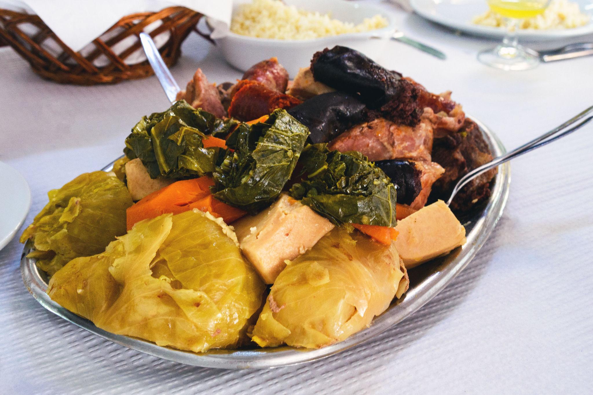 Cozido das Furnas dish